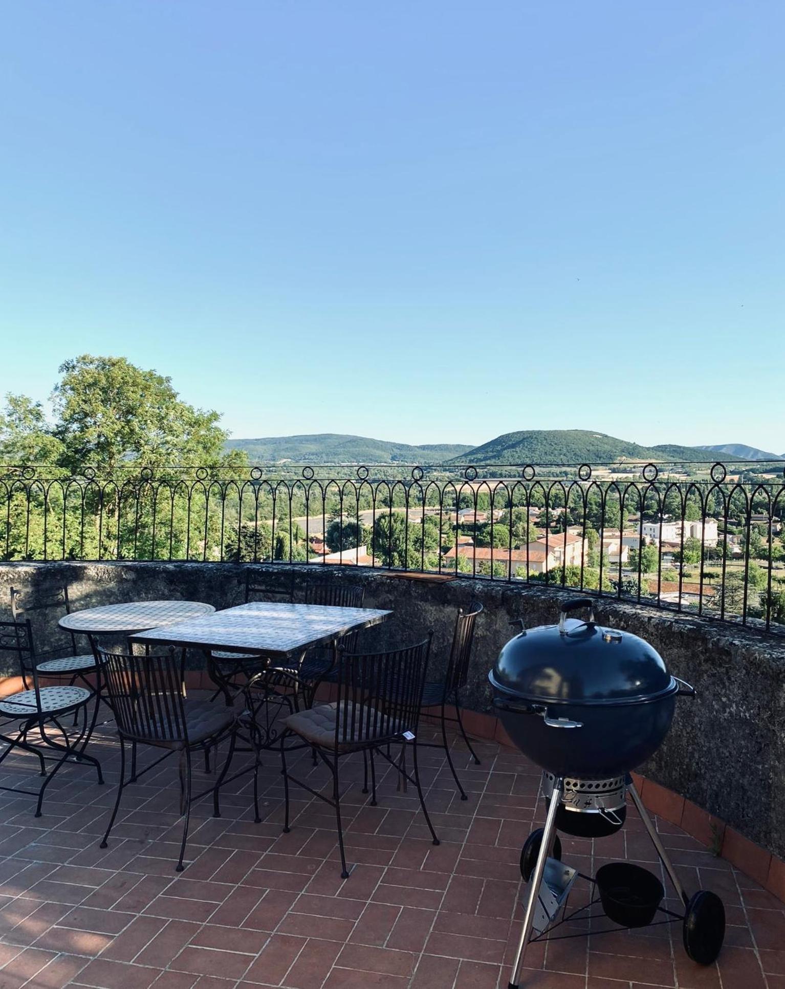 Peaceful Retreat In Drome Provencale Castel Apartment Montboucher-sur-Jabron ภายนอก รูปภาพ